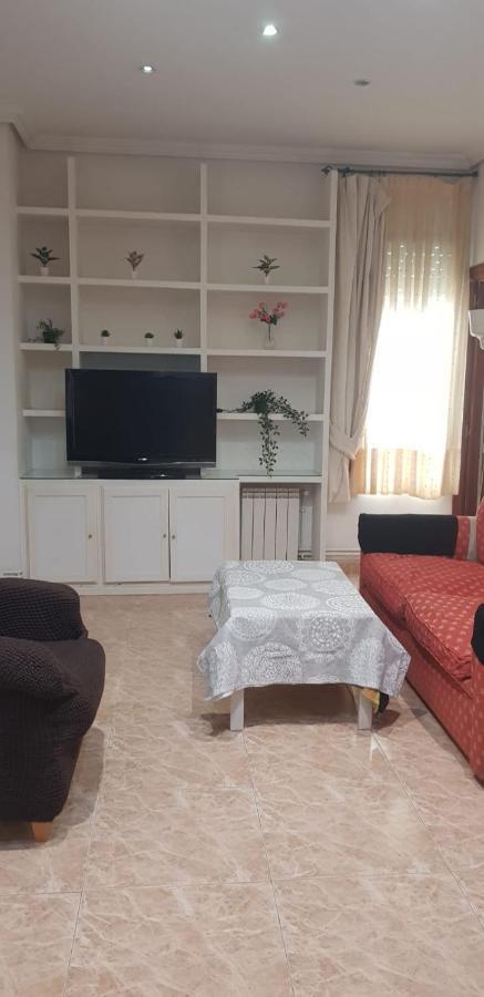 Famaho Apartment Madrid Bagian luar foto